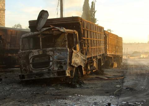 Ausgebrannter Lastwagen eines Uno-Hilfskonvoi in Syrien