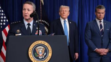 Generalstab-Vorsitzender Dan Caine, Präsident Trump und «Kriegsminister» Hegseth