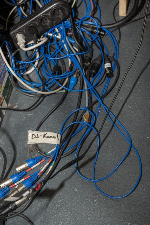 Audio-Kabel im Jam-On-Studio