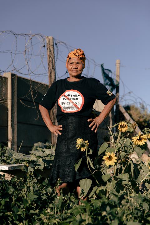 Bettie Fortuin mit einem «Stop Farm Worker Evictions»-T-Shirt