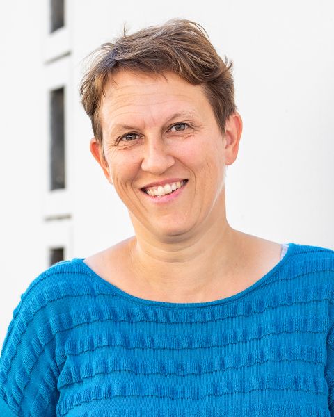 Portraitfoto der Historikerin Barbara Lüthi