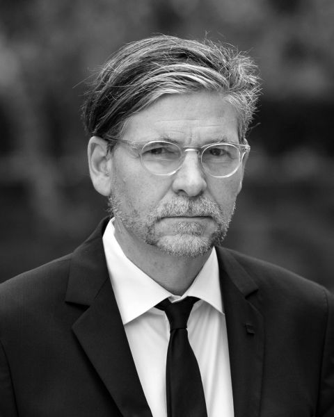 Portraitfoto von Jan-Werner Müller