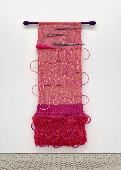 Desire Moheb-Zandi, 1, 1 2 3, Breathe Deeper. Put your butterflies around me, 2024, Leinen, Lurex, Seil, Kordel, ­Baumwolle, Füllmaterial, Nylon, Stoff, Holz, Wolle, Faden, 260 × 146 × 10 cm