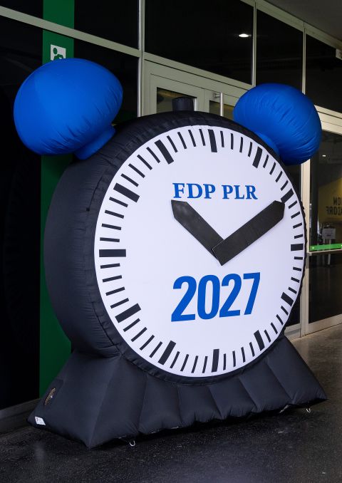 Ein aufblasbarer FDP-Wecker