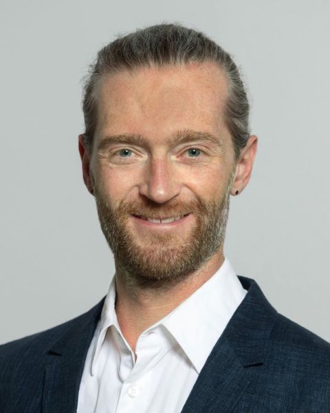 Portraitfoto von Niklas Boers