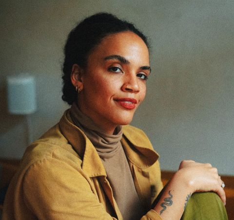 Portraitfoto von Ciani-Sophia Hoeder