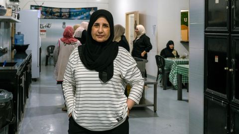 Mariam Al-Shaar im Café Soufra.