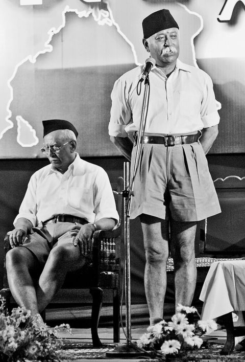 Nagpur, 21. März 2009: Der neue RSS-Chef Mohan Bhagwat spricht zu seinen Jüngern