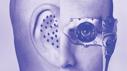 Fotomontage: zwei Köpfe bei welchen die Sinnesorgane durch Technik ersetzt wurden