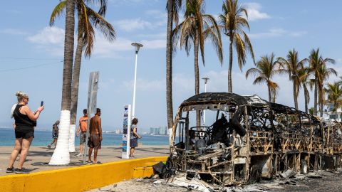 ausgebrannter Bus in Puerto Vallarta