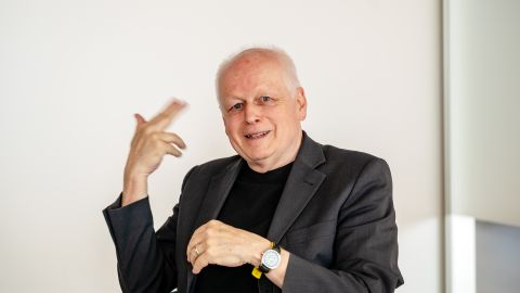 Portraitfoto von Urs Frieden