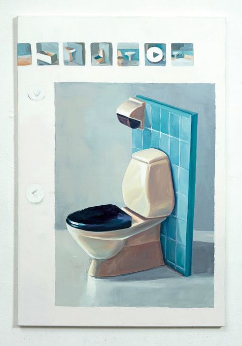 Maria und Natalia Petschatnikov, Turquoise Toilet (aus der Serie Doll’s House), 2024, Öl auf Leinwand, 90 × 60 cm