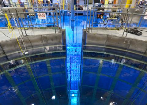 geöffneter Reaktordruckbehälter des AKWs Mühleberg