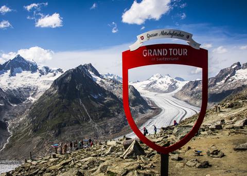 Aussicht vom Eggishorn auf den Aletschgletscher