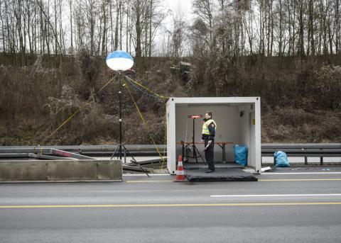 Mobiler Grenzposten auf einer Autobahn in Bayern