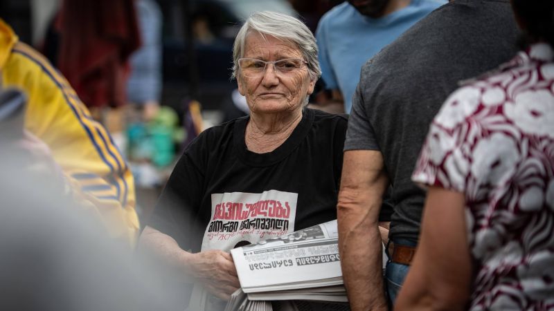 Marina Terischwili in der Stadt Achmeta