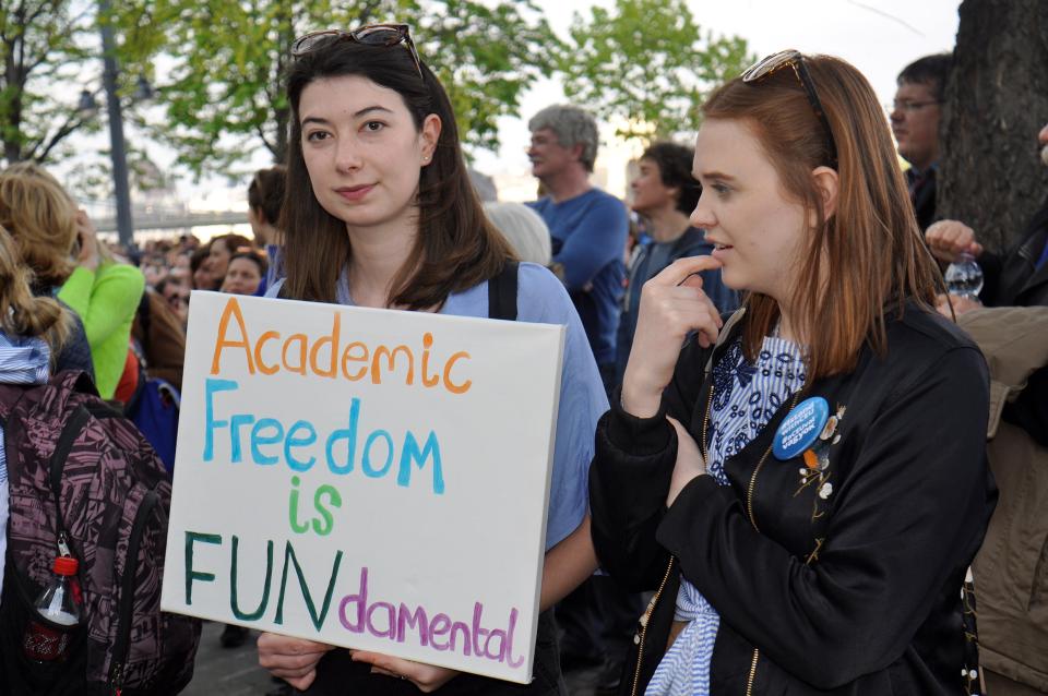 Protest gegen die ­Schliessung der Central European University in Budapest im April 2017
