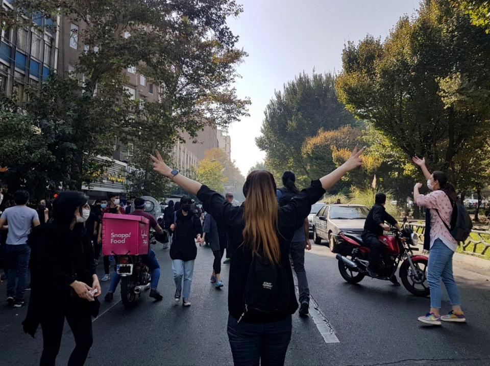 Strassenblockade gegen das Regime in Teheran