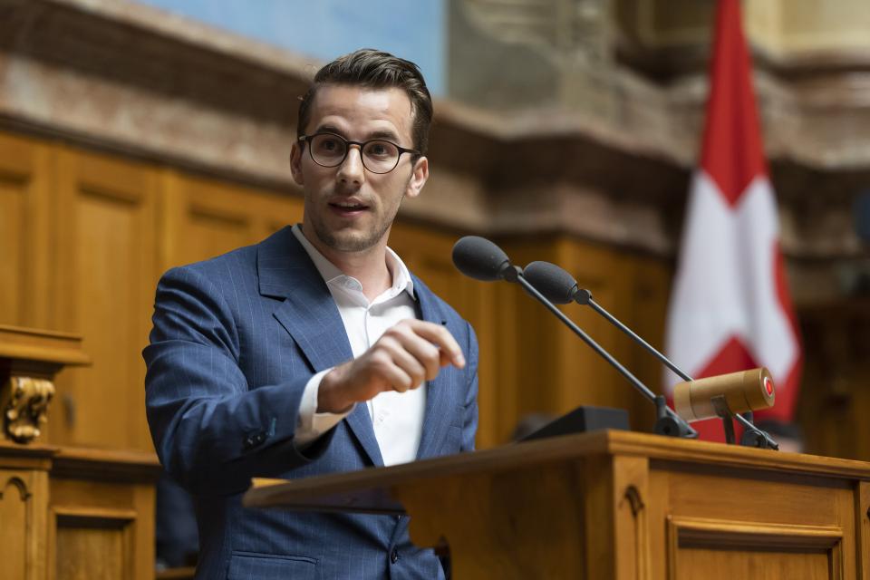 Andri Silberschmidt im Nationalratssaal Ende Februar während der Debatte zur BVG-Reform