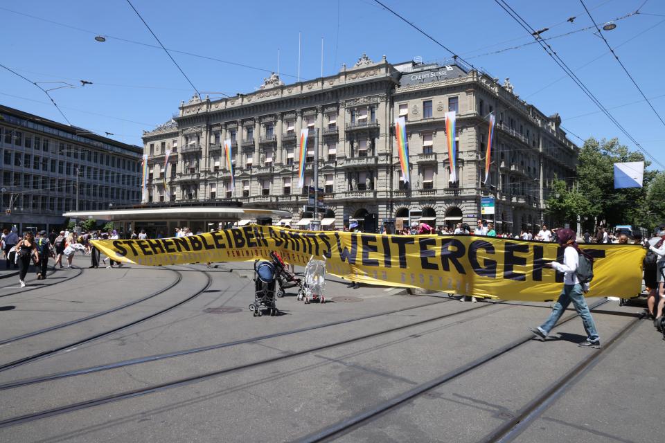 Impressionen vom feministischen Streik: Zürich