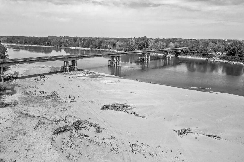 der Fluss Po bei Boretto am 23. April 2023