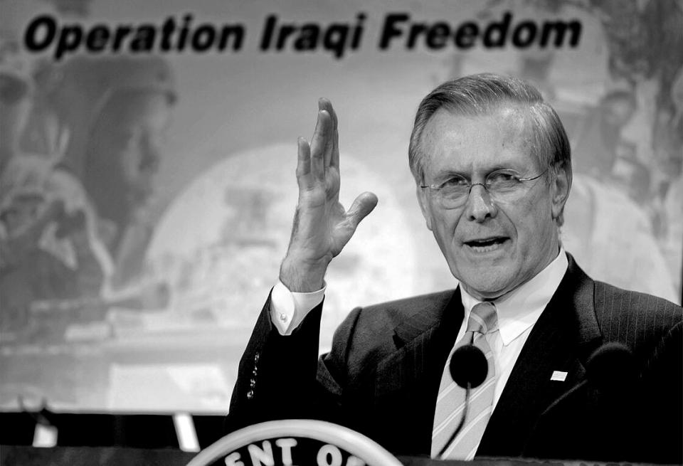 Rumsfeld brieft die Presse, 21. März 2003