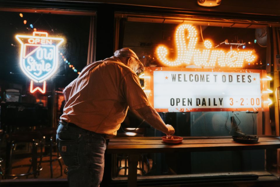 Foto des Tresens in der «Dee’s Country Cocktail Lounge»