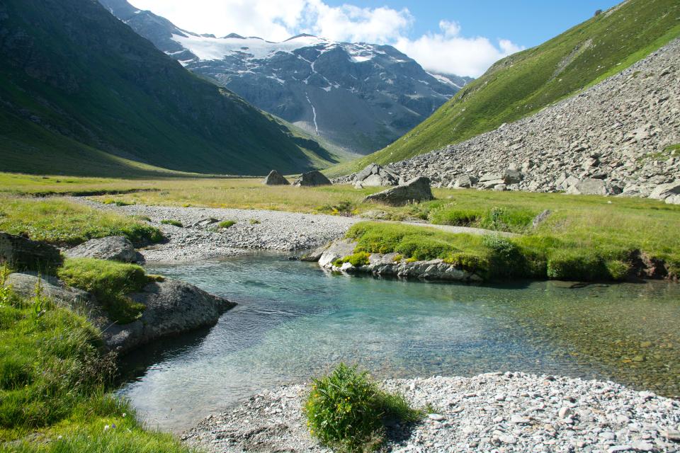 Naturlandschaft im Val Curciusa bei San Bernardino GR