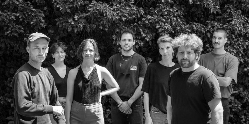 das Sabotage Kollektiv: Felix Hergert, Camille Briffod, Lisa Gertsch, Leon Schwitter, Lisa Gerig, Ramón Königshausen und Michael Karrer