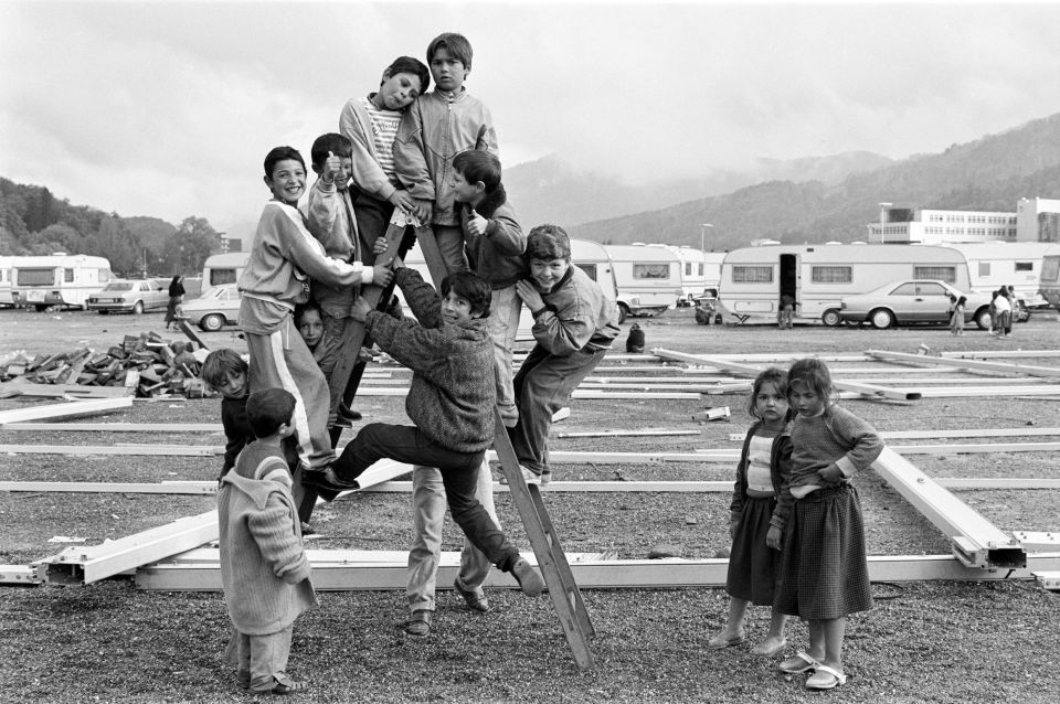 Jenische Kinder 1987 auf einem Durchgangsplatz in Luzern