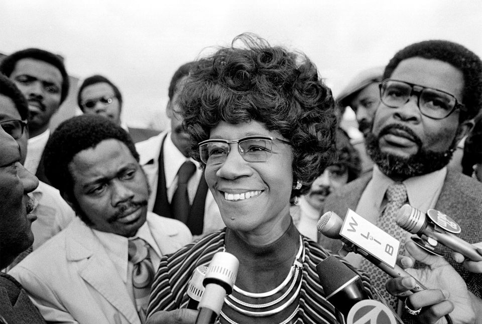 Shirley Chisholm vor der Presse 1973 in New York