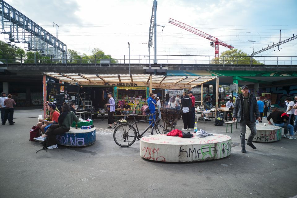 der Medina-Container auf der Berner Schützenmatte