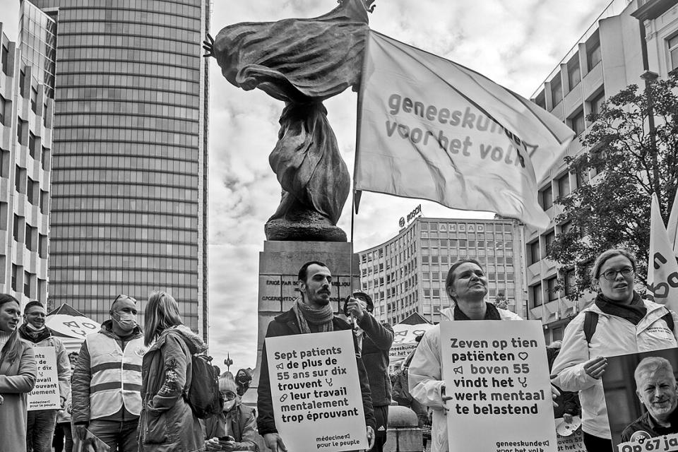 Médecine pour le peuple vor dem Gesundheitsministerium in Brüssel