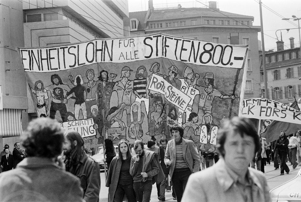 Rote Steine an der Zürcher 1.-Mai-Demo 1972