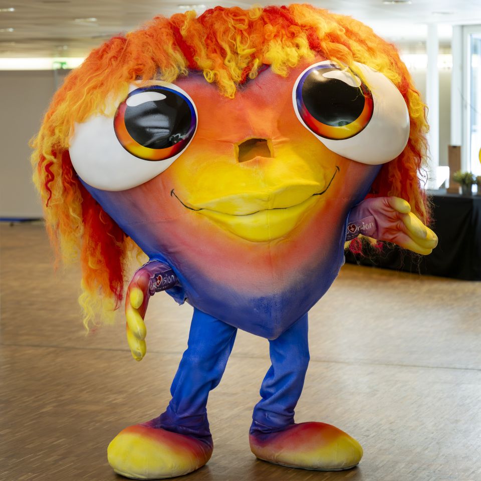das Maskottchen «Lumo» des ESC 2025