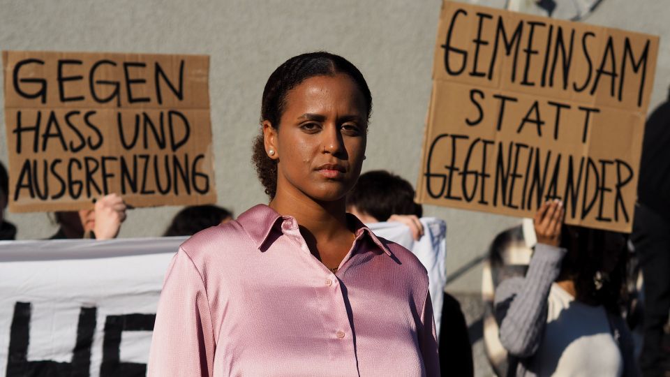 Semira Abebe an einer Demo