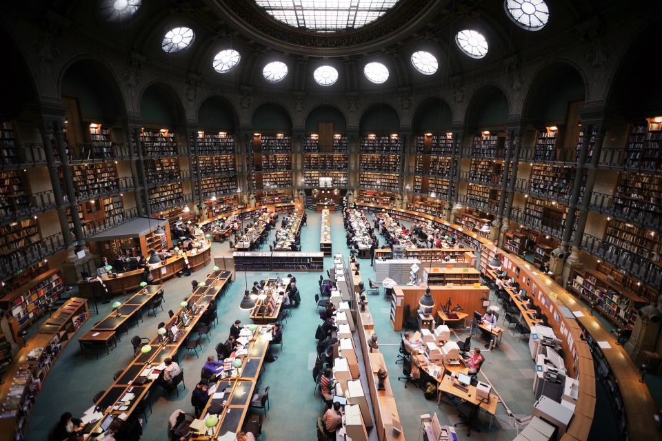 Ovaler Lesesaal der Bibliothèque nationale in Paris