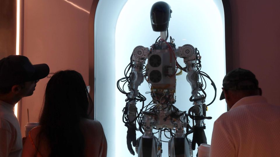 ein humanoider Tesla-Roboter