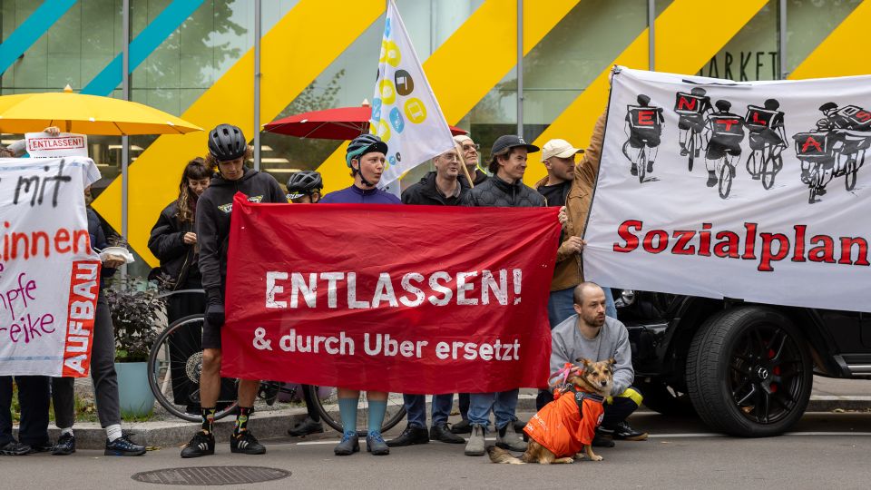 Kurier:innen der FWG bei einer Protestaktion