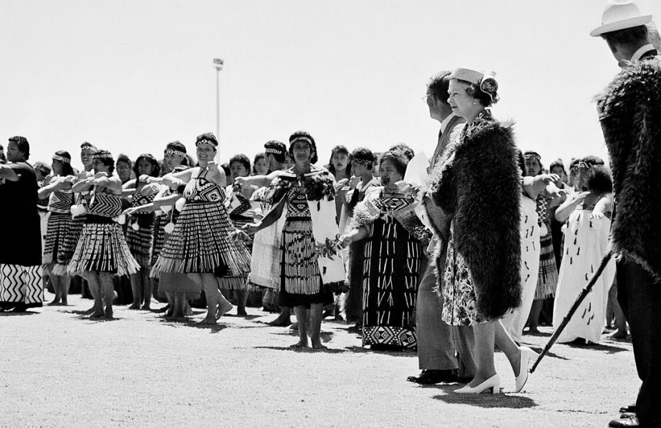 Königin Elisabeth II. besucht am Nationalfeiertag ihre neuseeländischen Untertanen, 6. Februar 1990