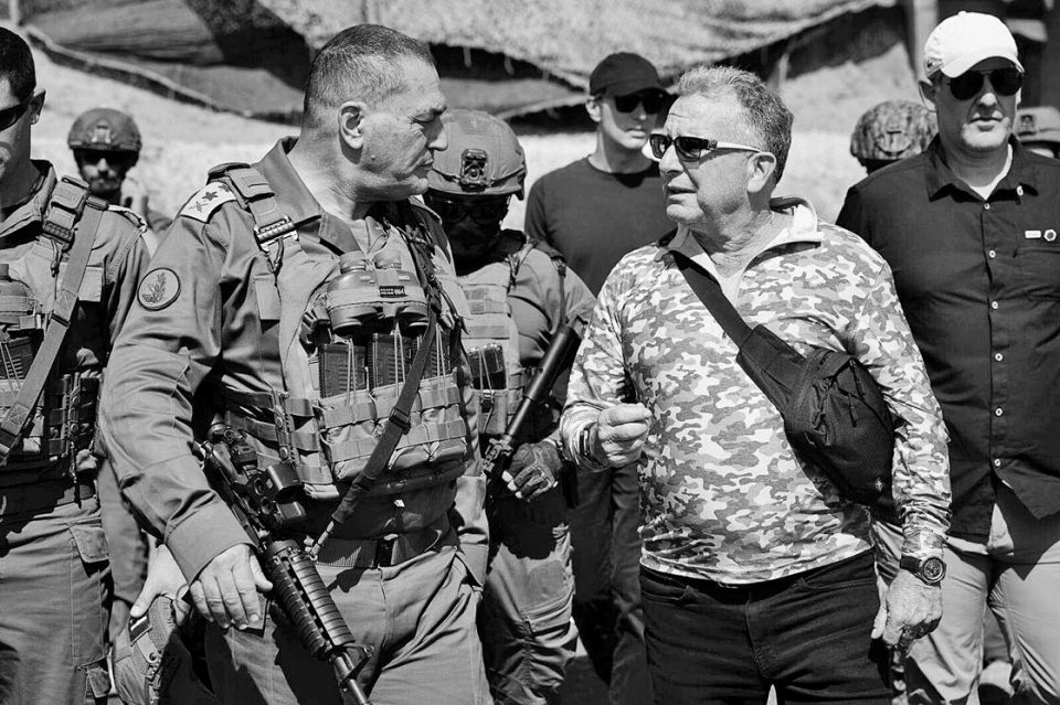 Witkoff und IDF-Generalstabschef Eyal Zamir in Gaza, 11. Oktober 2025