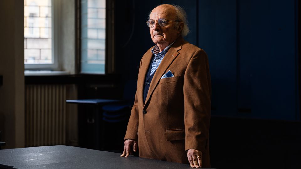 Portraitfoto von Jakob Finci