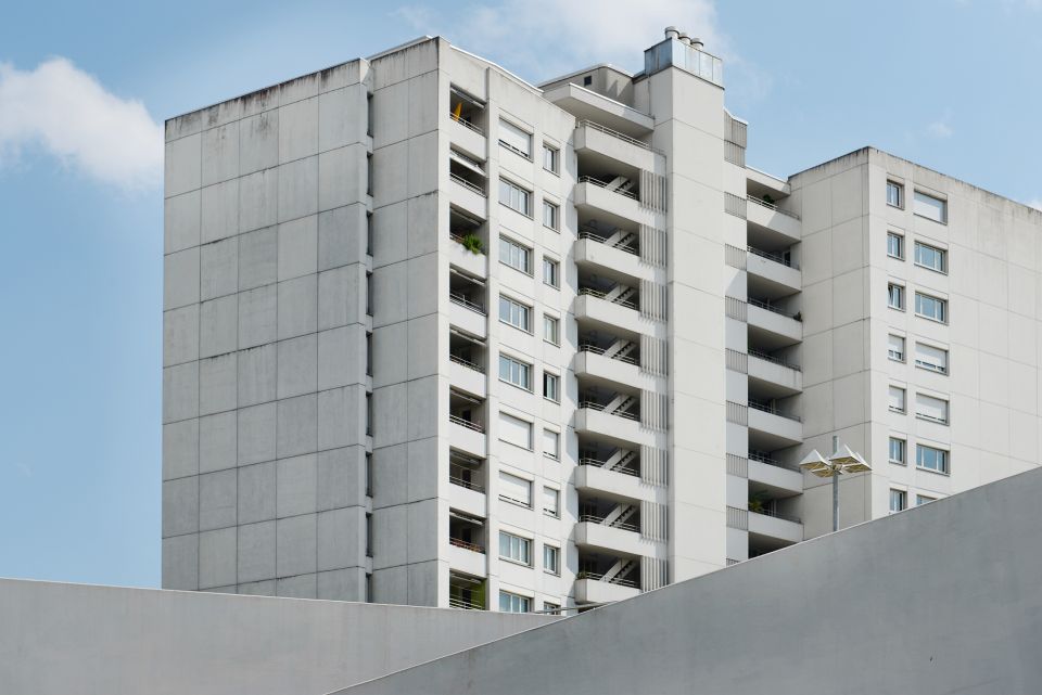 Hochhaus beim Einkaufszentrum Schönbühl in Luzern