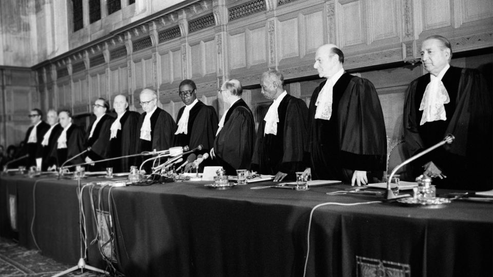 der internationale Gerichtshof tagt 1979 wegen der Geiselnahme in der US-Botschaft in Teheran