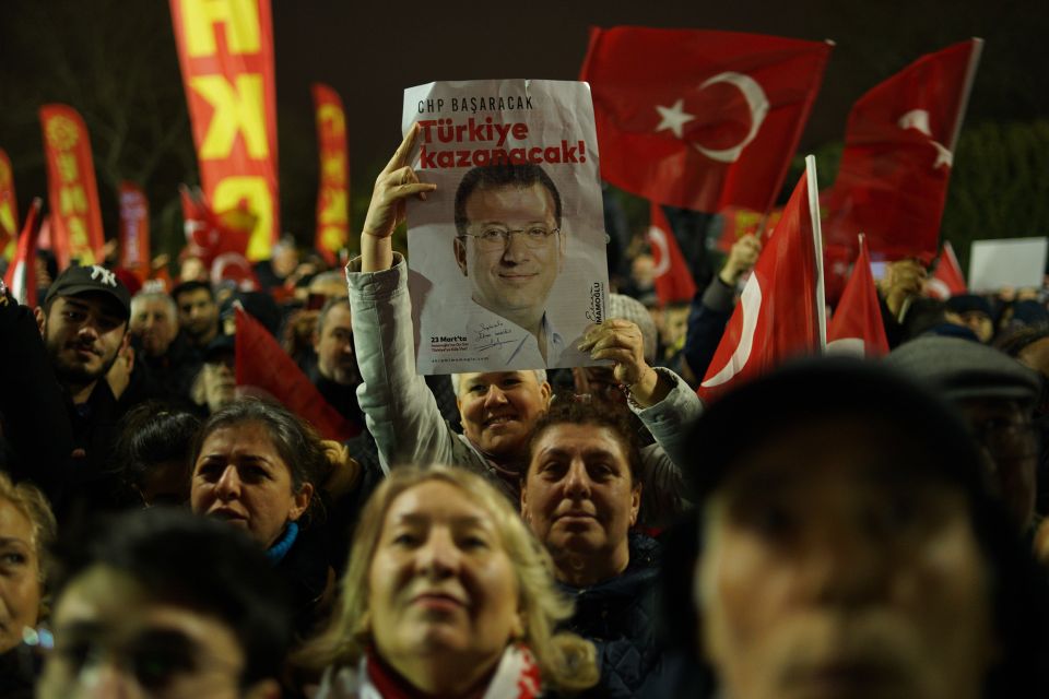 Solidaritätskundgebung für den CHP-Politiker Ekrem İmamoğlu am 18. März in Istanbul