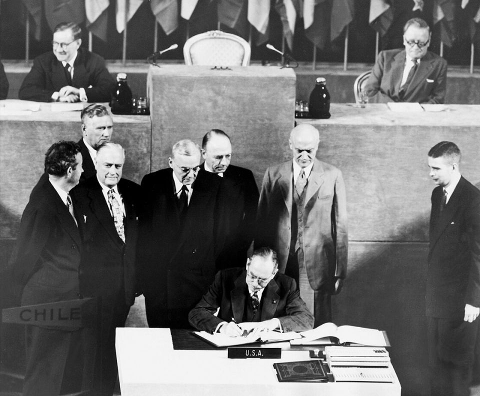 US-Außenminister Dean Acheson unterzeichnet den Friedensvertrag von San Francisco, 8. September 1951