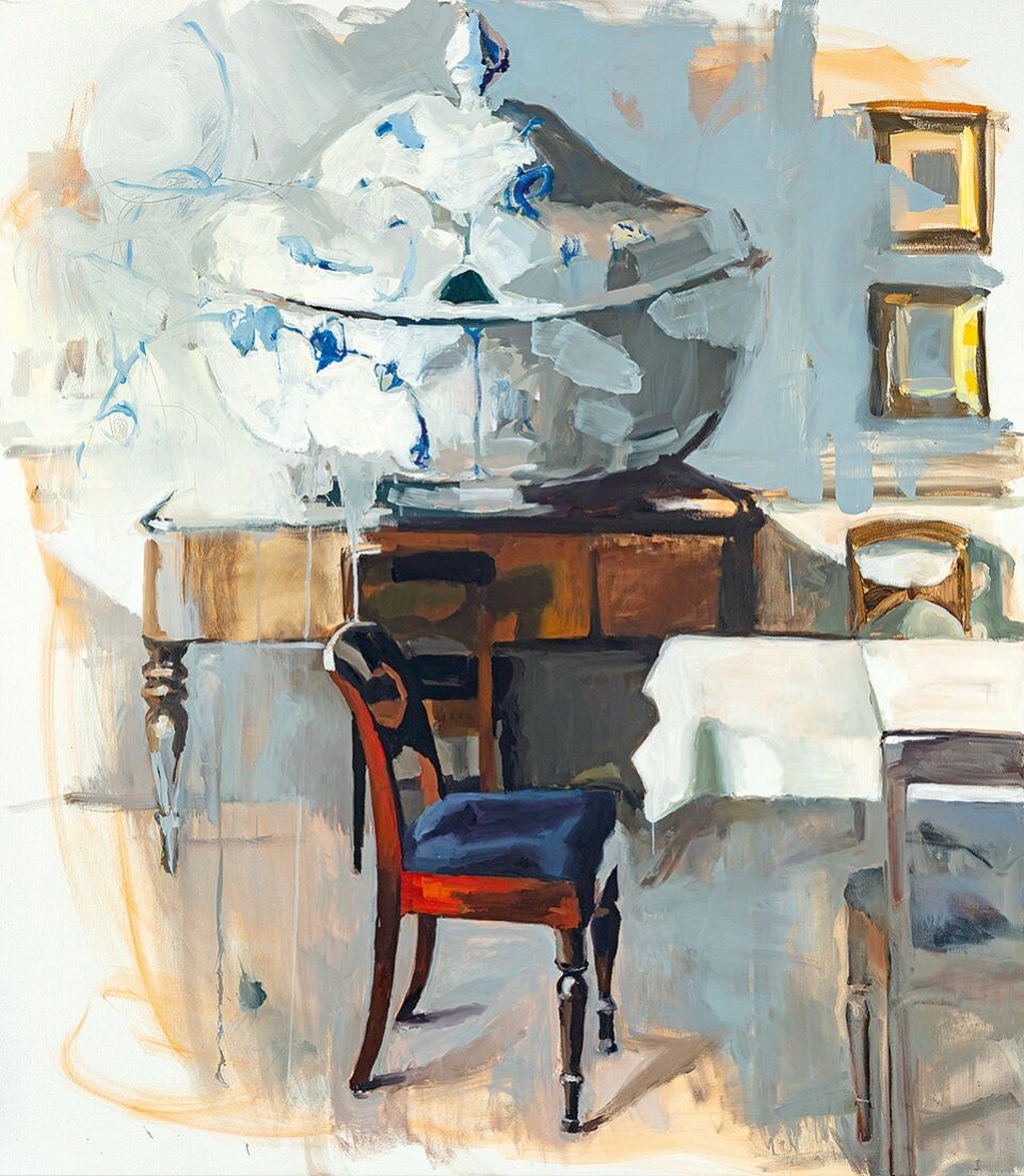 Maria und Natalia Petschatnikov, Punch Bowl (aus der Serie After Hammershøi), 2024, Öl auf Leinwand, 140 × 160 cm