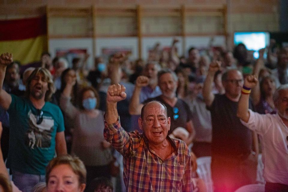 Menschenmenge beim Fest der Izquierda Unida in Zamora