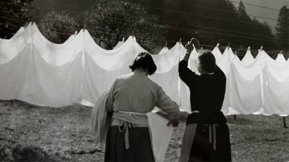 Filmstill aus «Né à Belfond. Versteckt geboren»
