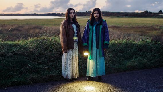 Filmstill «September & July»